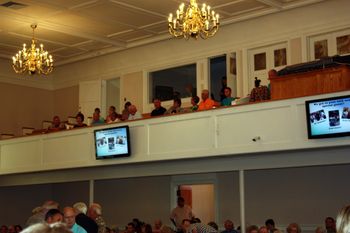 Crowd arriving and anxiously awaiting the concert.
