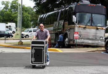 Unloading Equipment
