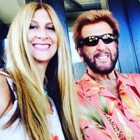 Gia Warner and Bobby Lewis Acoustic/Electric Duo