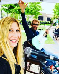 Gia Warner and Bobby Lewis Acoustic/Electric Duo