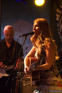 Gia Warner Solo Acoustic