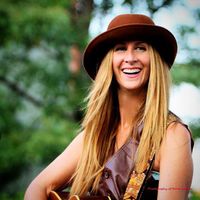 Gia Warner Acoustic Solo