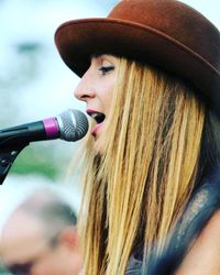 Gia Warner Solo Acoustic
