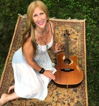 Gia Warner Solo Acoustic at Georges Senate