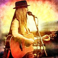 Gia Warner Acoustic Solo