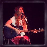 Gia Warner Acoustic Solo
