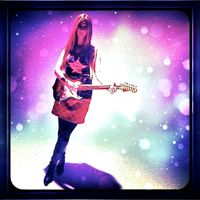 Gia Warner Acoustic Solo
