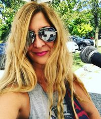 Gia Warner Solo Acoustic