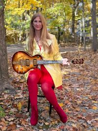 Gia Warner Solo Acoustic
