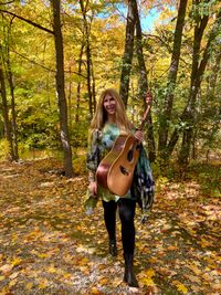 Gia Warner Solo Acoustic