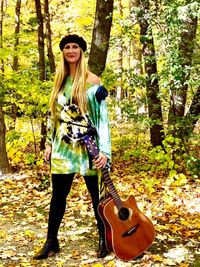 Gia Warner Solo Acoustic