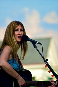 Gia Warner Acoustic Solo