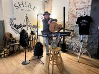 Livio Gravini’s Acoustic Rock Show @ Shire Breu-Hous