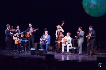 Grant Flick, Vinny Raniolo,  Julian Lage, Andreas Oberg, Nicki Parrot, Ollie Soikkeli, Frank Vignola, Jan Knutson
