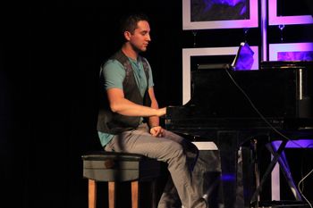 Impromptu Piano Duel
