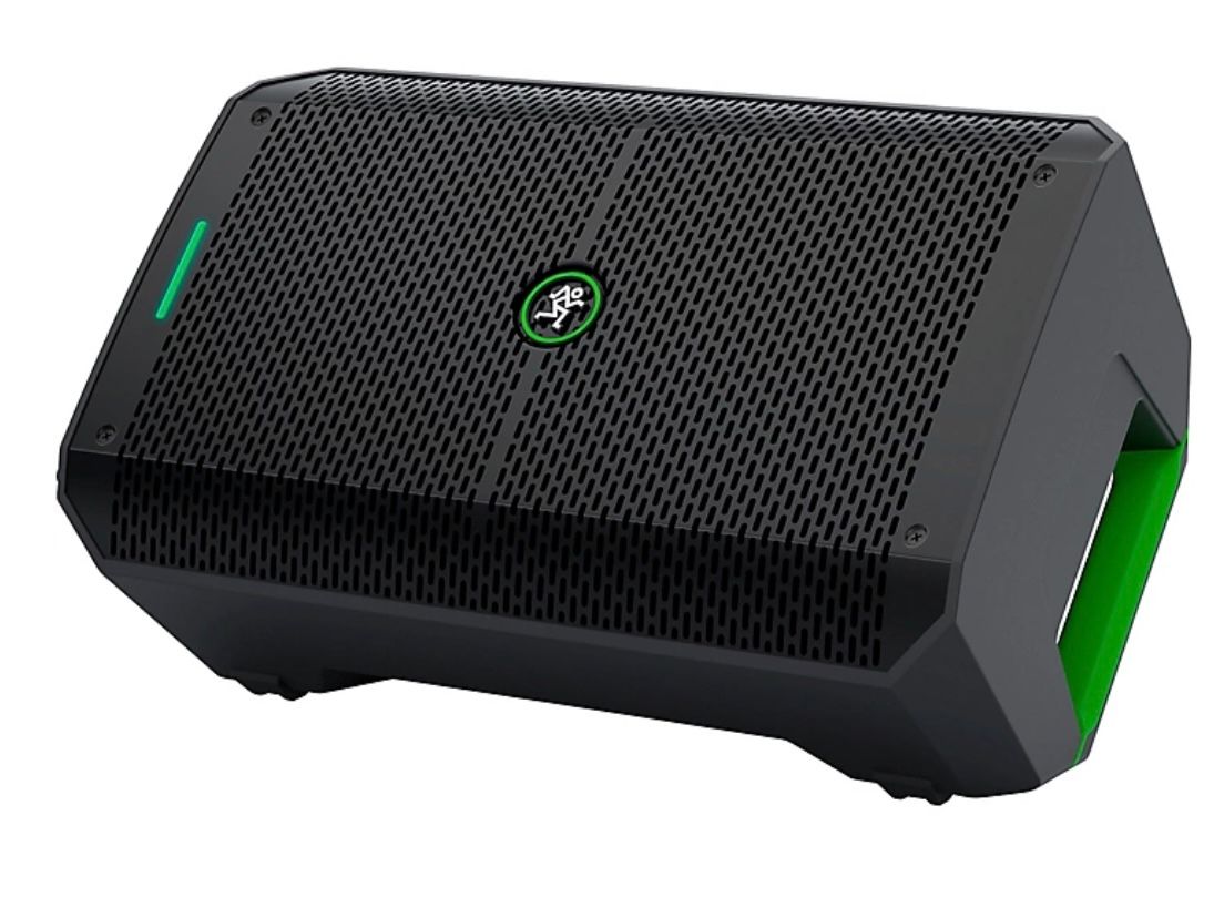 MACKIE POWERED 8 INCH / BATTERY POWERED SPEAKER W/ BLUETOOTH 