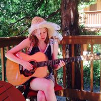 Lesley Kernochan (Solo)
