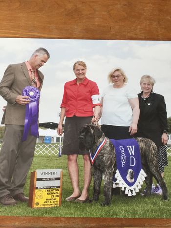 Vamp - Bucks and Trenton taking his first major win at 6 mos of age
