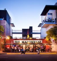 Waterfront Bar & Grill