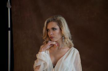 Model Petite
