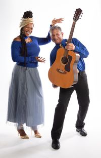 Rochelle & The Sidewinders(DUO) Lone Star Court!