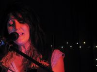 Suzanne Shea Singer/Guitarist 