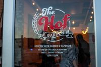 Playing the Hofgarden 