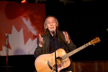 Gordon Lightfoot
