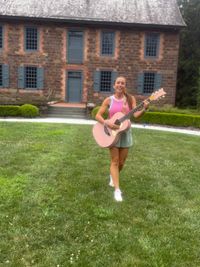 Move & Groove with Miss Jolie!