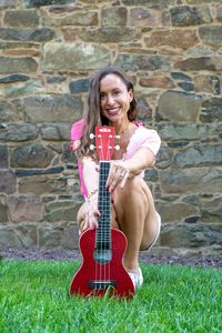 Move & Groove with Miss Jolie!