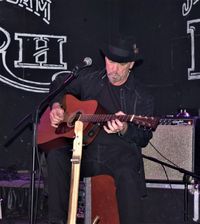 BRING IN THE NEW YEAR WITH NICK VIGARINO! 
