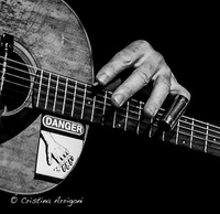 NICK VIGARINO’S SLIDE GUITAR MASTER CLASS