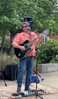 Roland Justice @ Lunch On The Plaza