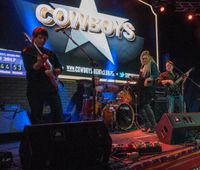 countrybarbieband.com