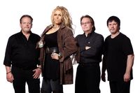 countrybarbieband.com