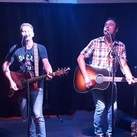 Chris & Brad acoustic under the stars at Lake Eufaula