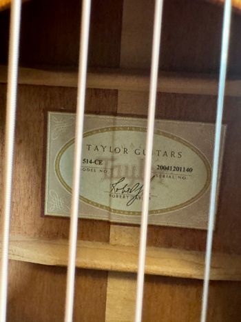 Original label with model and serial number.
