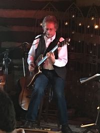 Tom Martin Sings Tunes