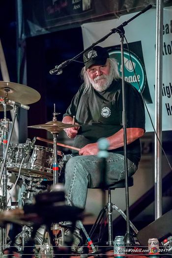 Big Bobby Elliott
