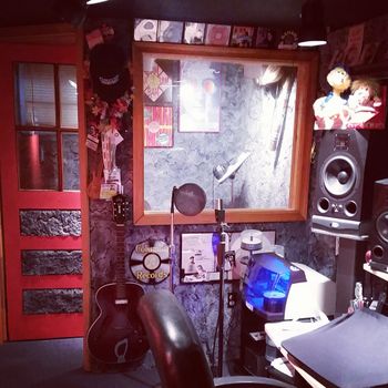 KNM Studios
