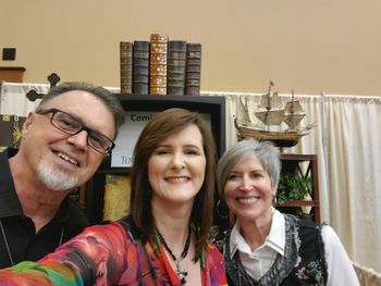 New friends, Gene and Darlean (TN Bible Museum)
