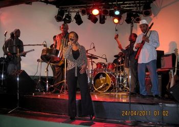 Kenn Lewis With Jahsmin Daley in concert
