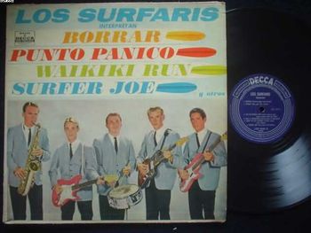 Spanish release - Los Surfaris Play

