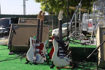 The gear! Fender Guitars, Blonde Dual Showmans and all!
