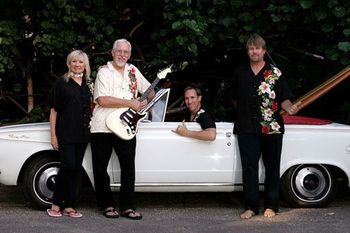 The Surfaris 2005

