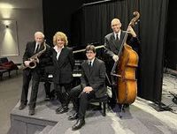 Huronia Symphony Orchestra - A Swingin' Christmas