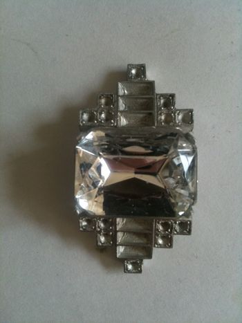 Art Deco bezel settle
