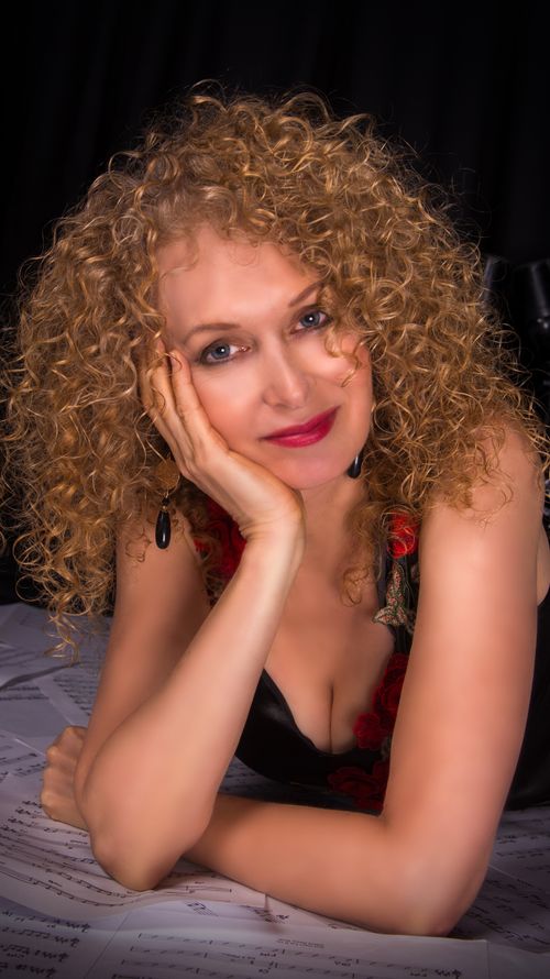 Singer, songwriter and pianist Nancy Ruth