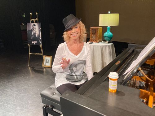 Sandra Moulin as Ruth Mary Meinardi
