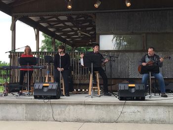 T Ross Band Unplugged at Montserrat Vineyards

